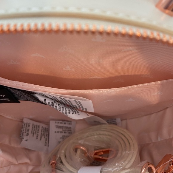 Disney NWT Loungefly Purse - Picture 6 of 8